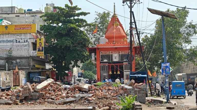 Pachpedi Naka Raipur Chhattisgarh: Your Ultimate Guide to Shopping, Food & Local Life 6 Dakshinmukhi Shidh Shree Hanuman Garhi