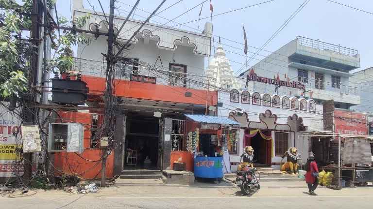 Avanti Vihar Raipur: 2025 Guide to Lifestyle, Markets & Homes 6 Temples in Avanti Vihar Raipur Chhattisgarh